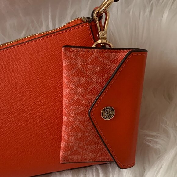 MICHAEL KORS Vincent Medium Saffiano Leather Pochette with Card Case in Red Clay - Picture 2 of 6